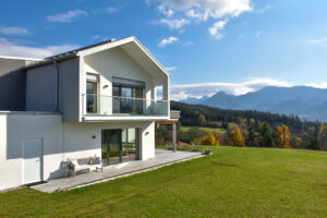 Herbstliche Stimmung mit Alubalkongeländer Pure